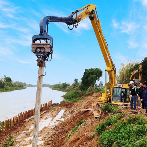 Dự án đóng cọc bê tông tại Ba Vì tổng khối lượng 240 mét dài