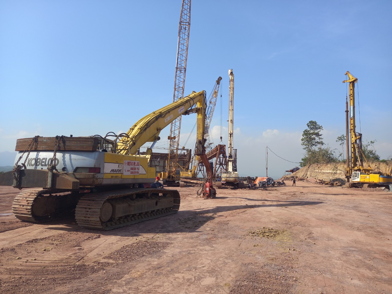 du-an-cau-tien-yen-quang-ninh-thi-cong-dong-nho-coc (3)