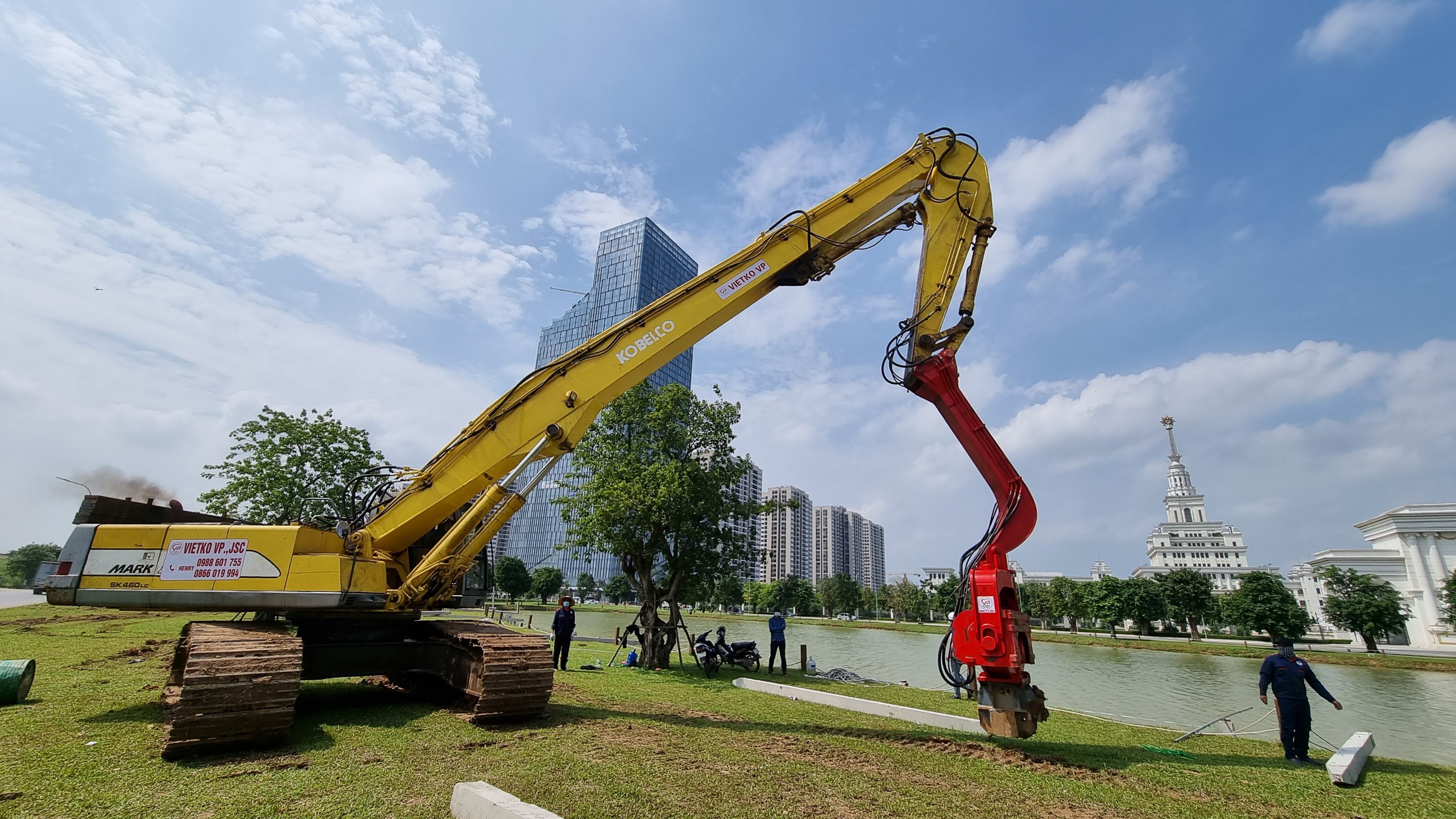 thi-cong-dong-coc-du-an-vinhome-ocean-park-gia-lam-ha-noi (6)